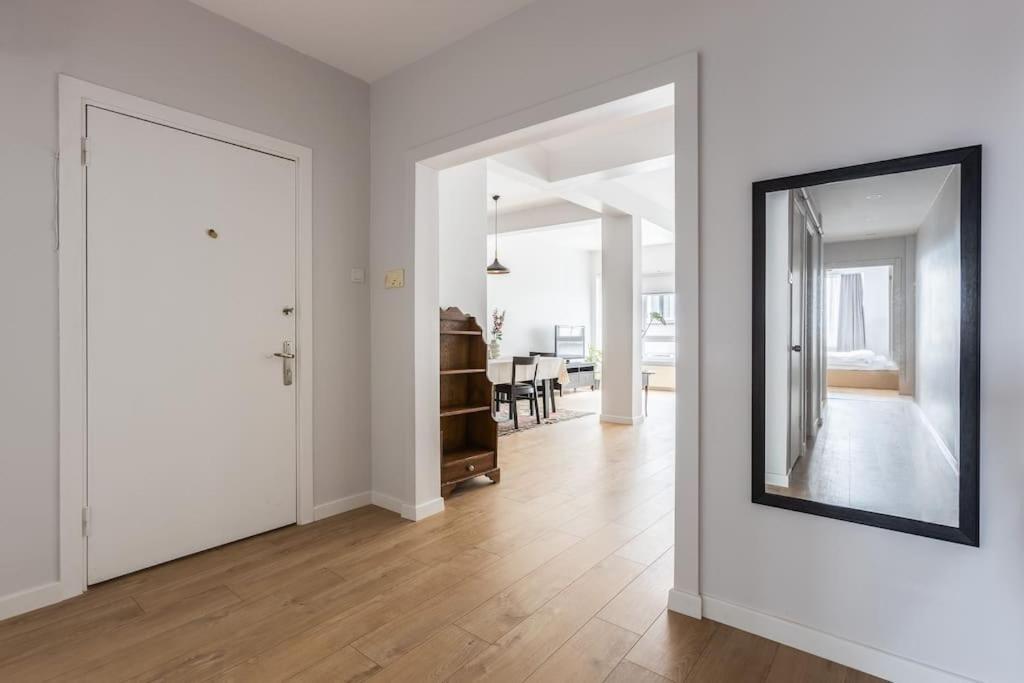 Spacious Apt W/ Amazing Location Istanboel