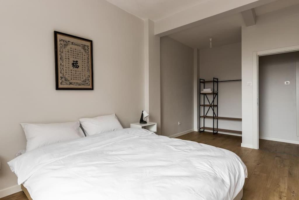 Spacious Apt W/ Amazing Location Appartement *
